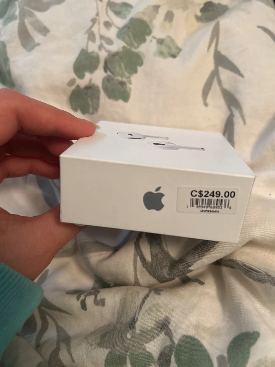Brand New Apple AirPods 4 (ANC) MXP33AM/A - photo 3