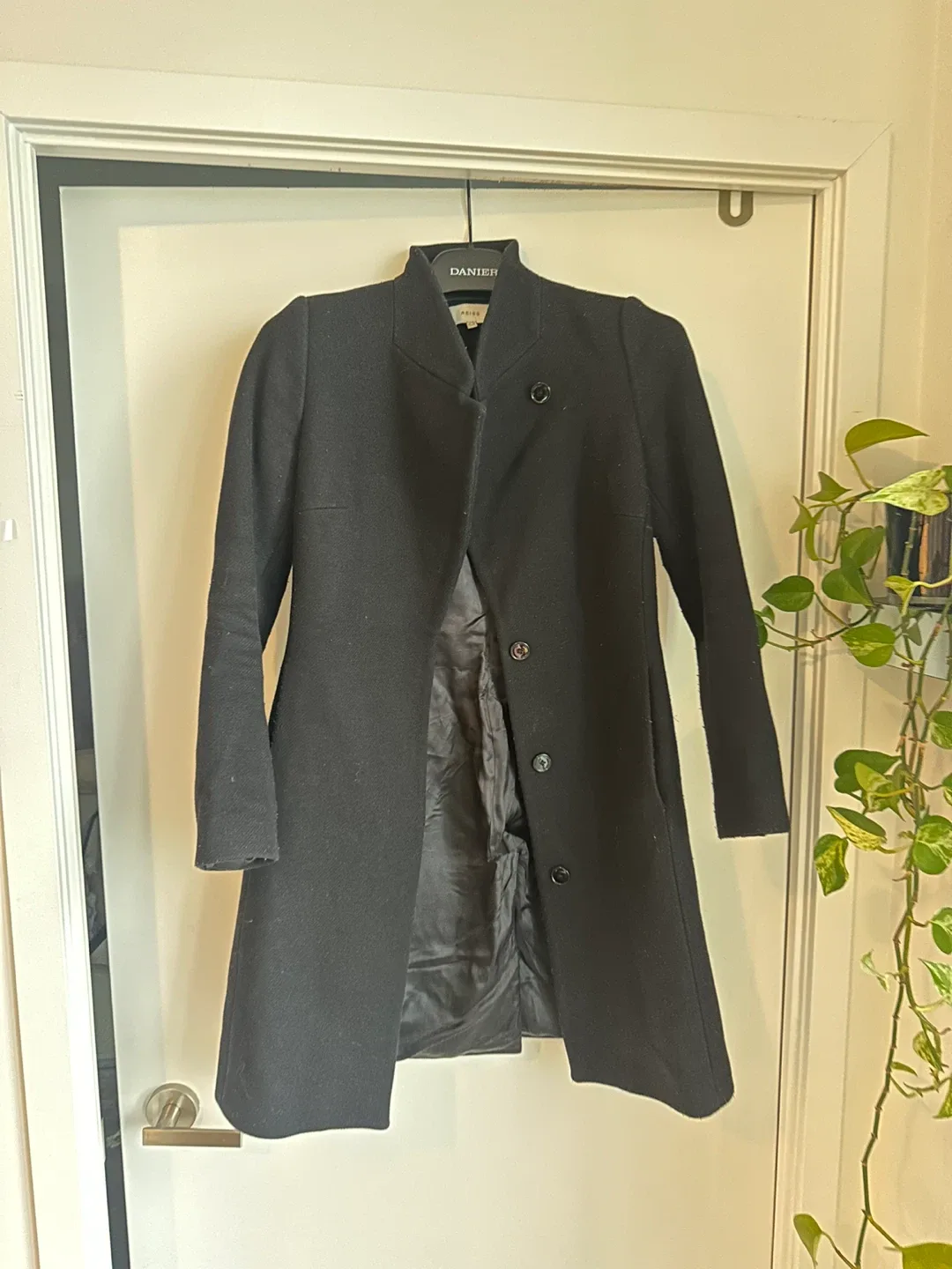 Reiss Black Coat, Size 6