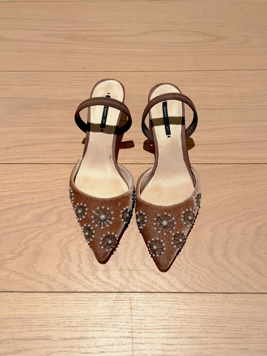 Like New Zara Basic Kitten Heels - Size US 6.5/ EU37