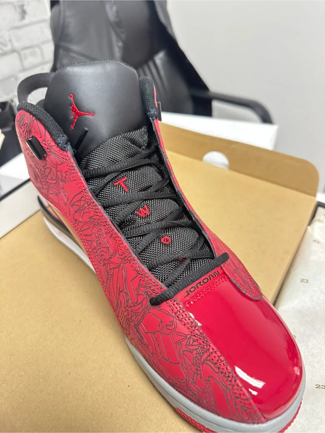 Air Jordan Dub Zero Red/Black Size 13 image indicator(2)