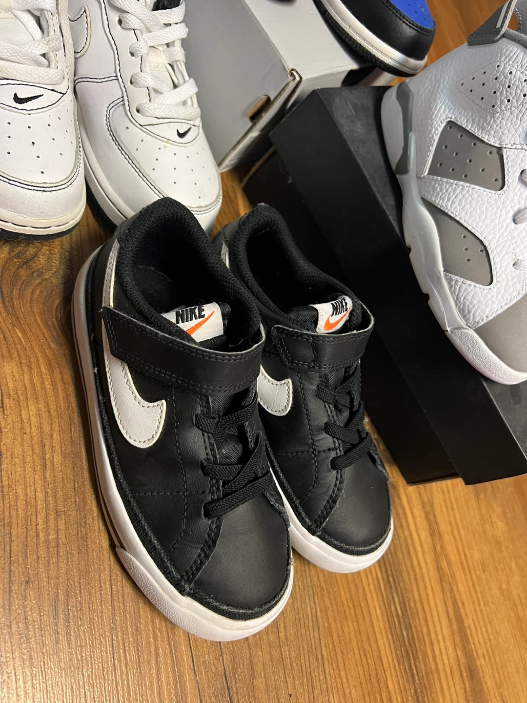 Nike Air Jordan Boys Shoes - photo 3