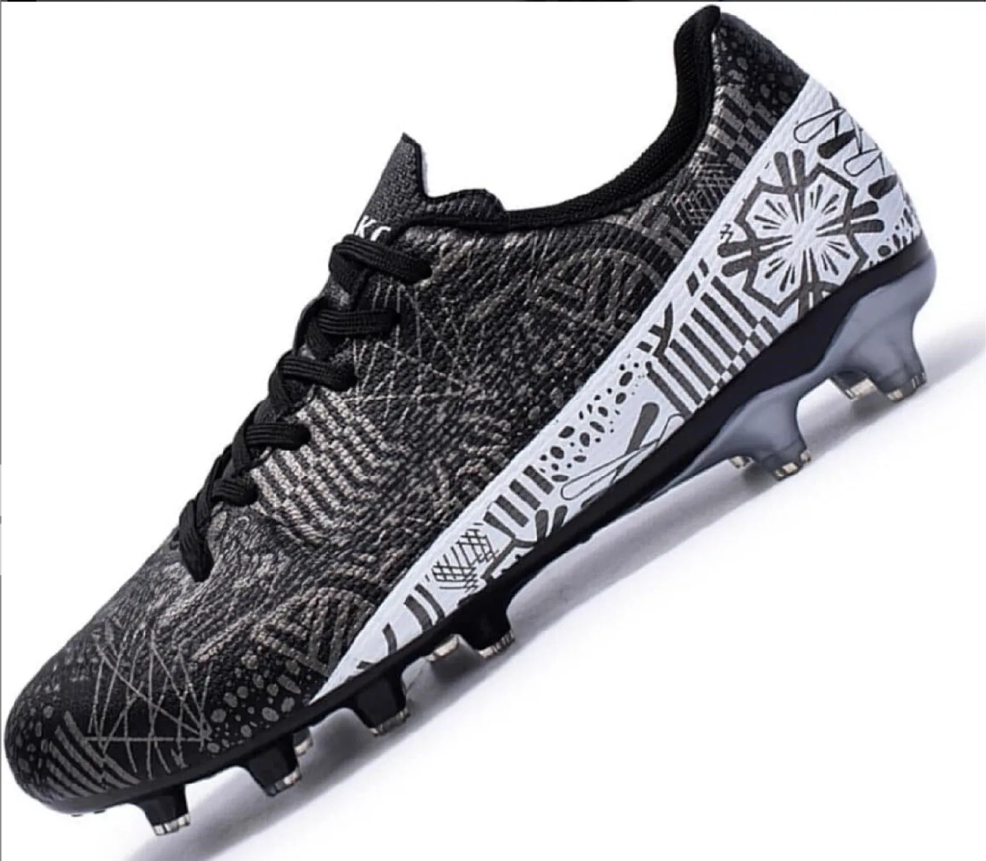 Brand New Roniluu Soccer Shoes – Unisex – Black image indicator(2)