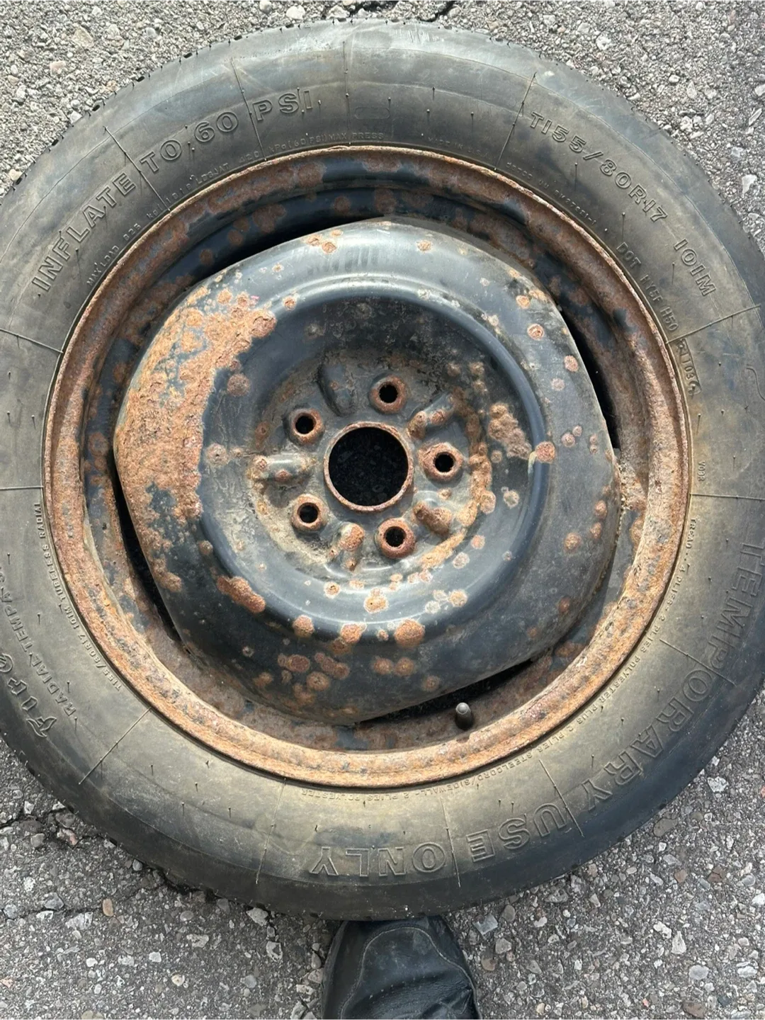 T155/80R17 101M Spare Tire 2004 Toyota sienna