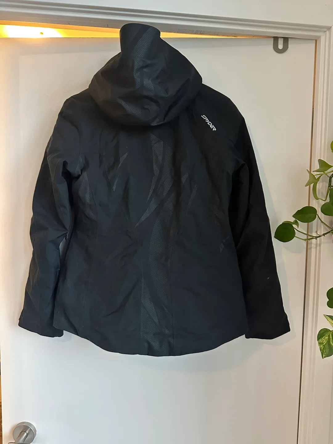 Spyder Black Ski Jacket - Size 8 image indicator(2)