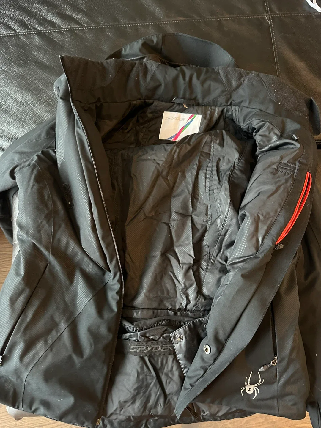 Spyder Black Ski Jacket - Size 8 image indicator(4)