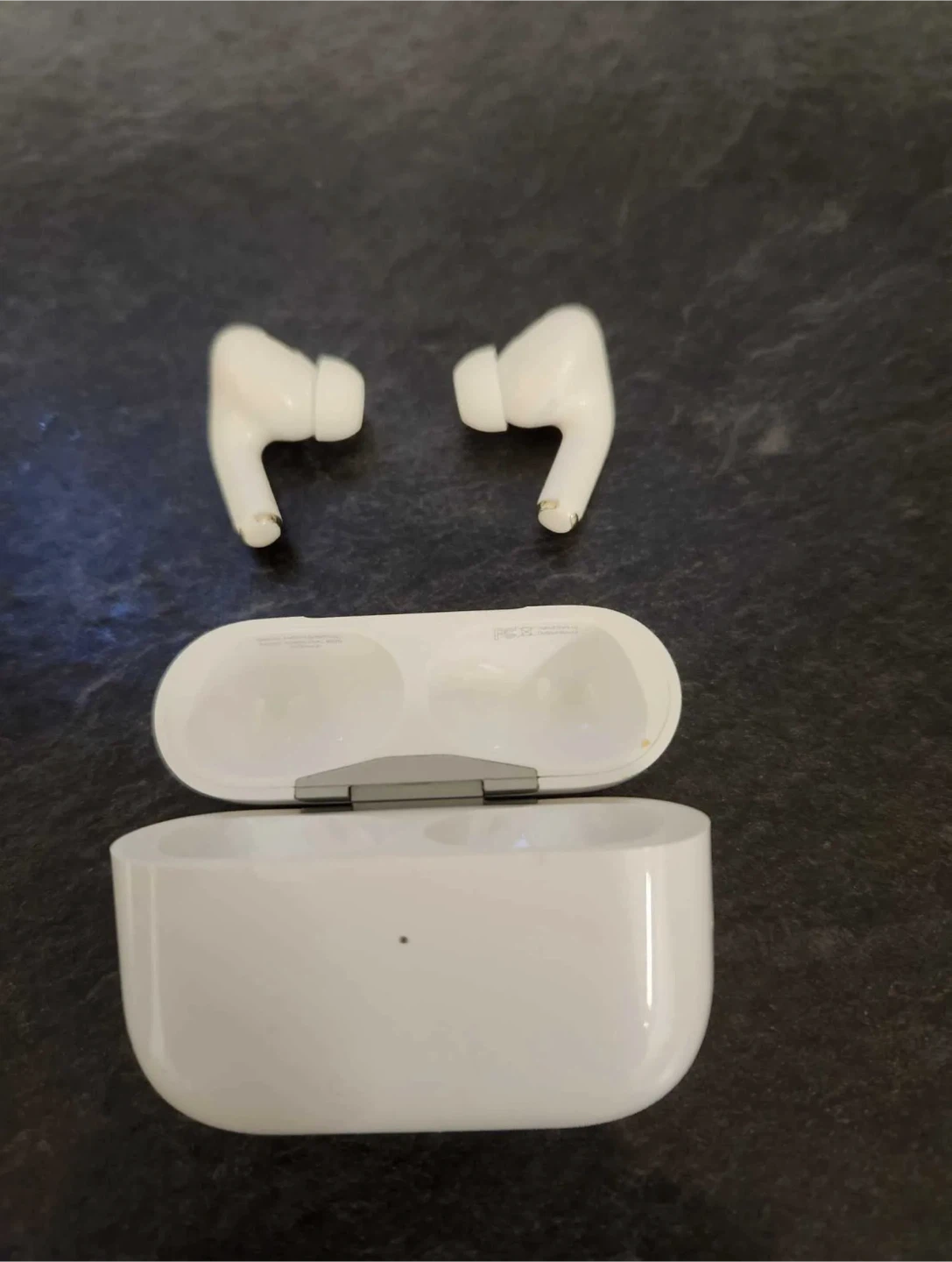 Apple AirPods Pro (2nd generation) - photo 3