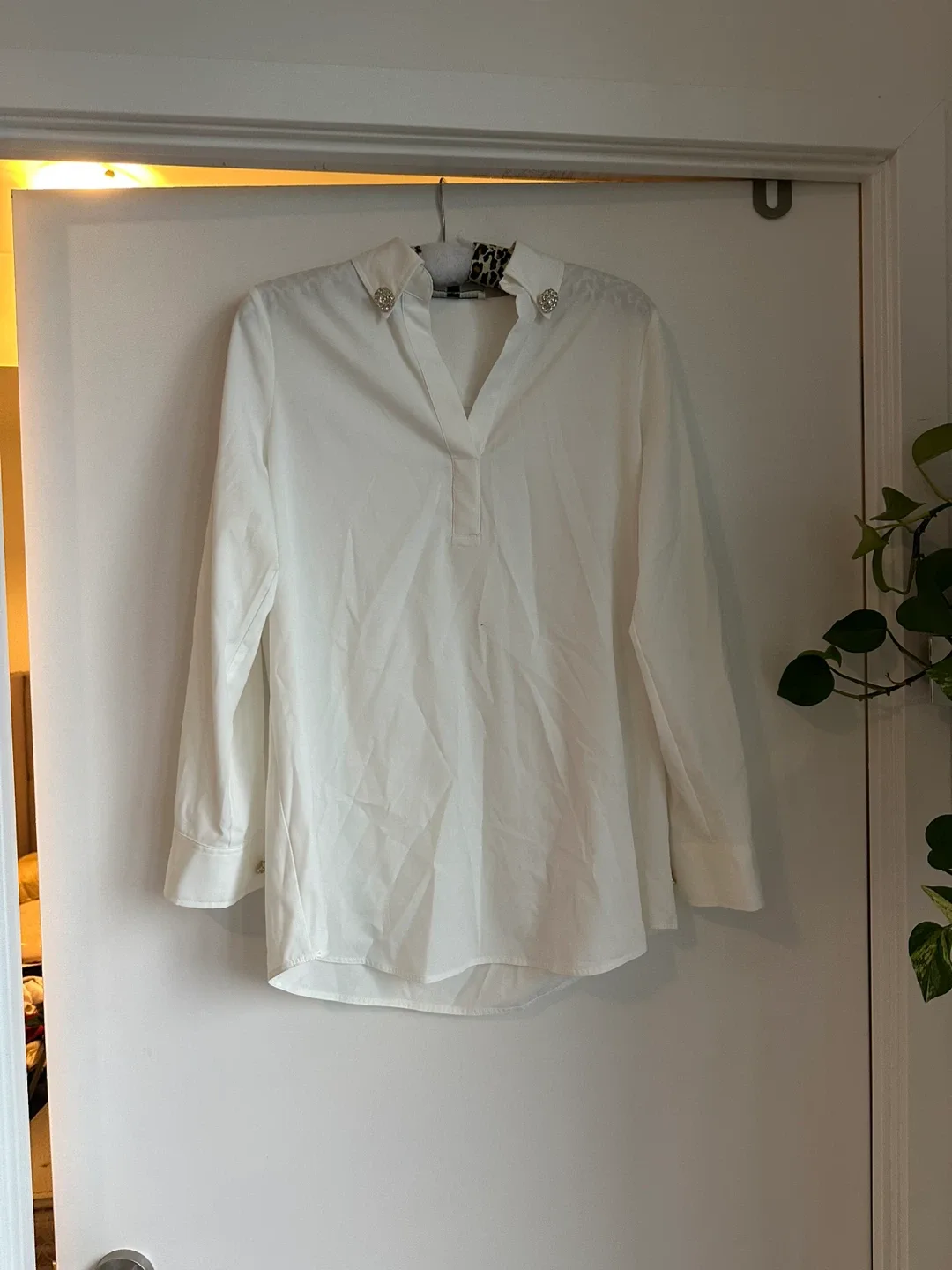 Melanie Lyne White Blouse with Embellishments