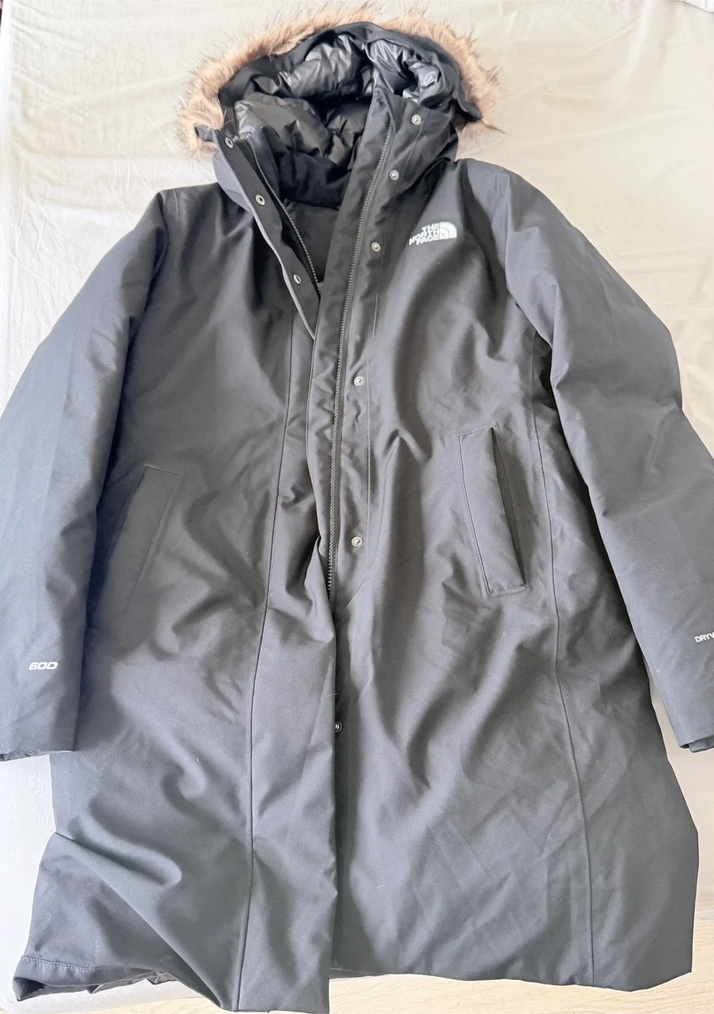 The North Face Arctic Parka - Black image indicator(2)