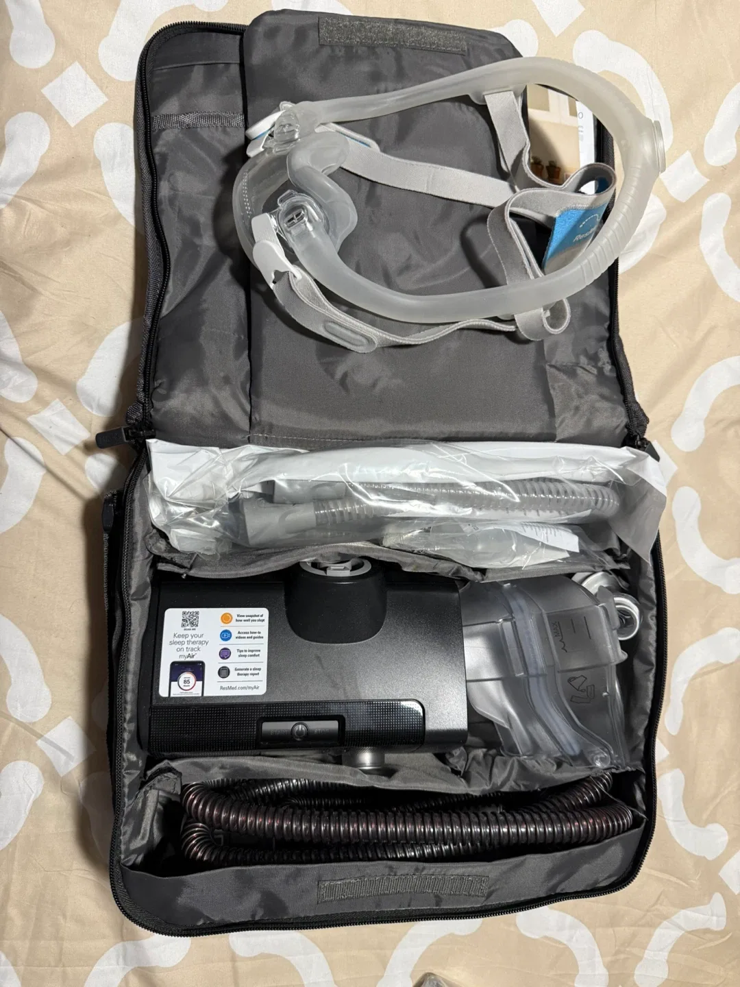 ResMed AirSense 10 CPAP Machine image indicator(2)