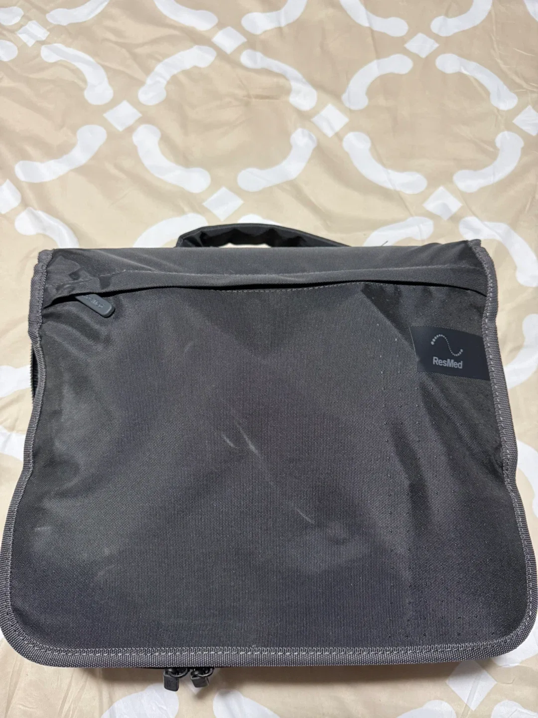 ResMed AirSense 10 CPAP Machine image indicator(4)