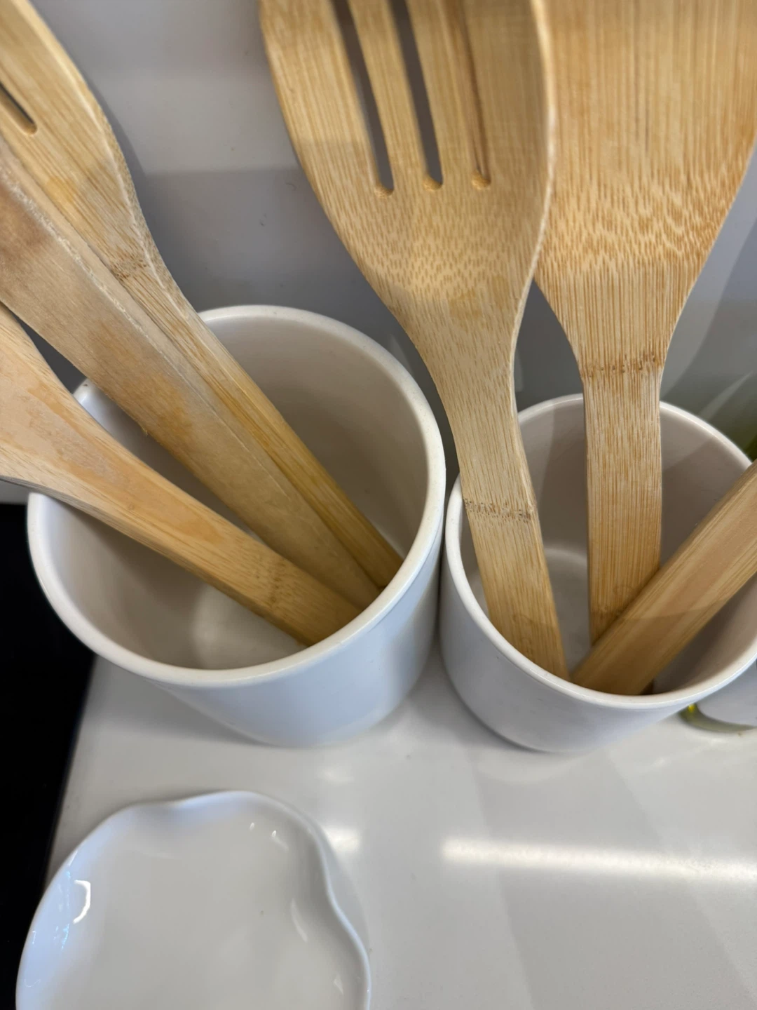 White Ceramic Utensil Holders - photo 4