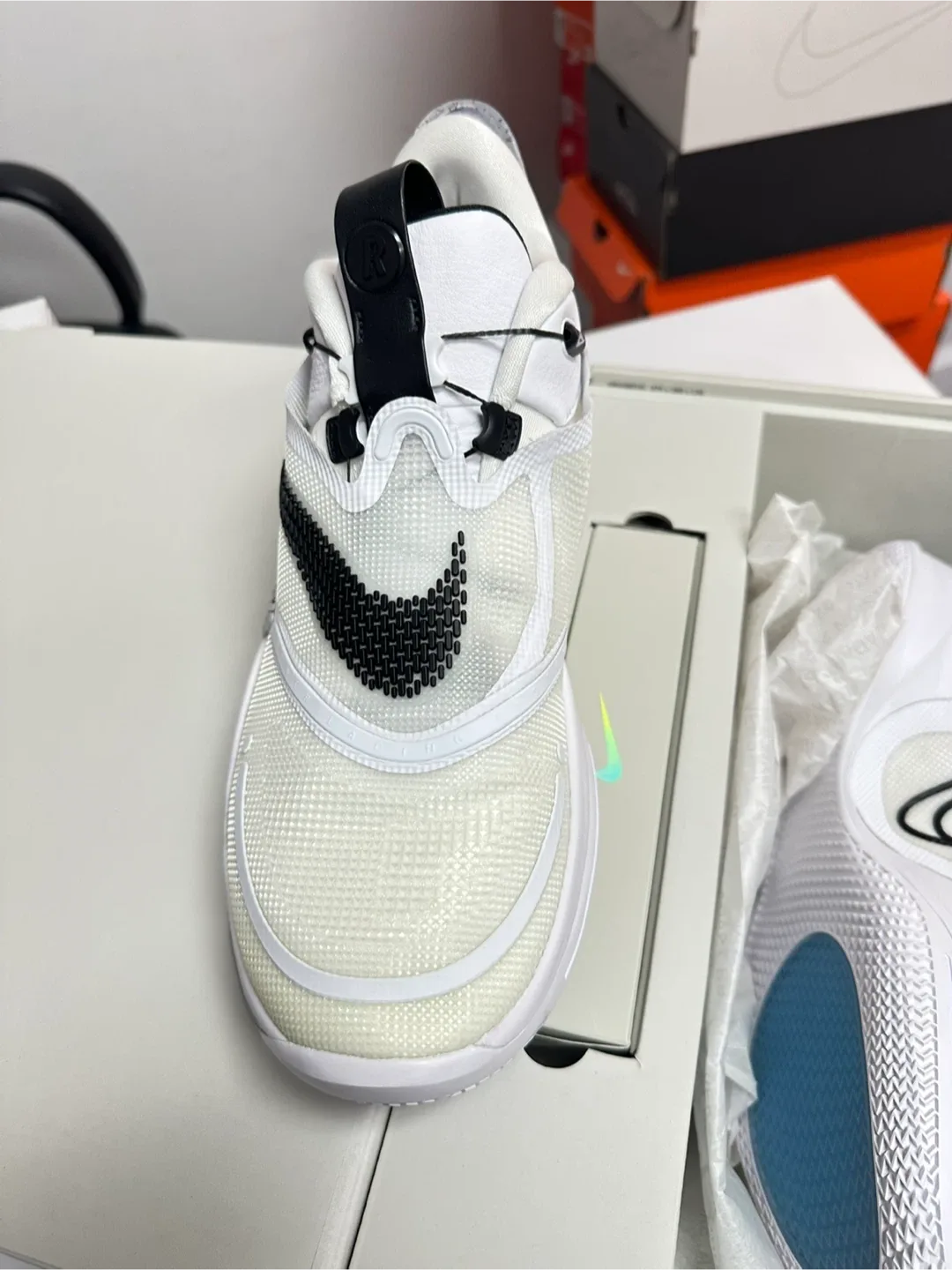 Nike Adapt BB 2.0 White/Black - Basketball Shoes image indicator(4)