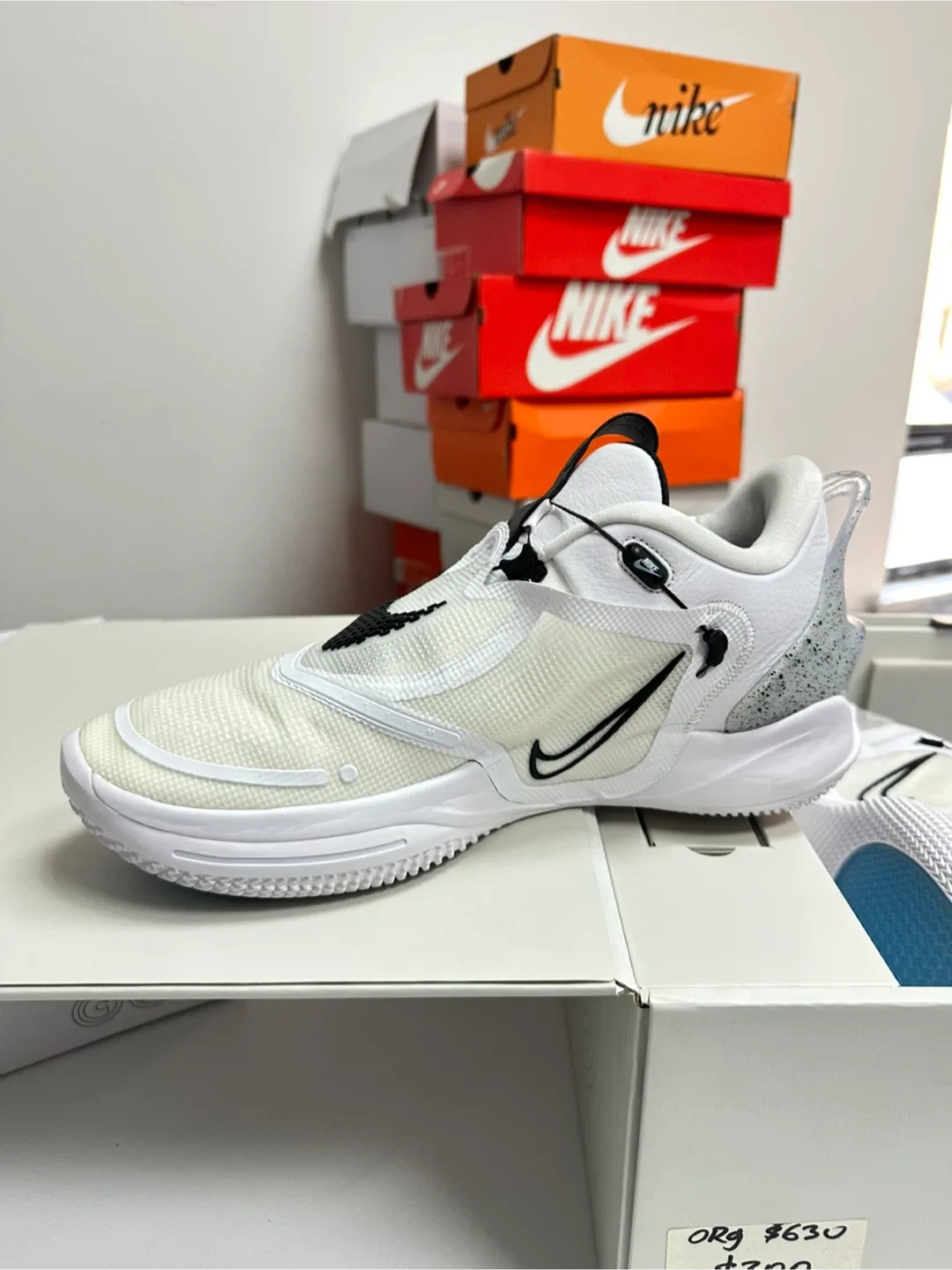 Nike Adapt BB 2.0 White/Black - Basketball Shoes
