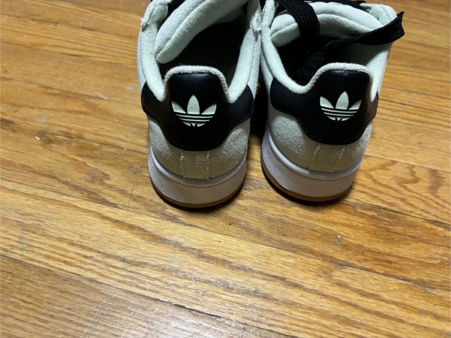 New Adidas Campus 00s Light Green Suede, US 8 image indicator(3)