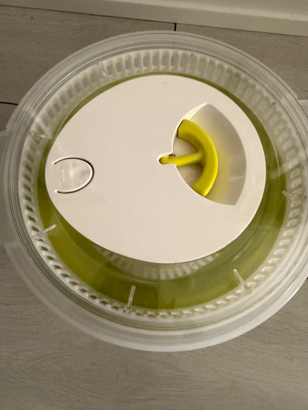 Collapsible Salad Spinner - brand new image indicator(2)