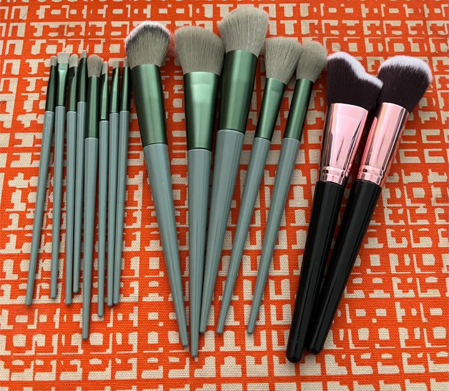 Makeup Brush Set image indicator(2)