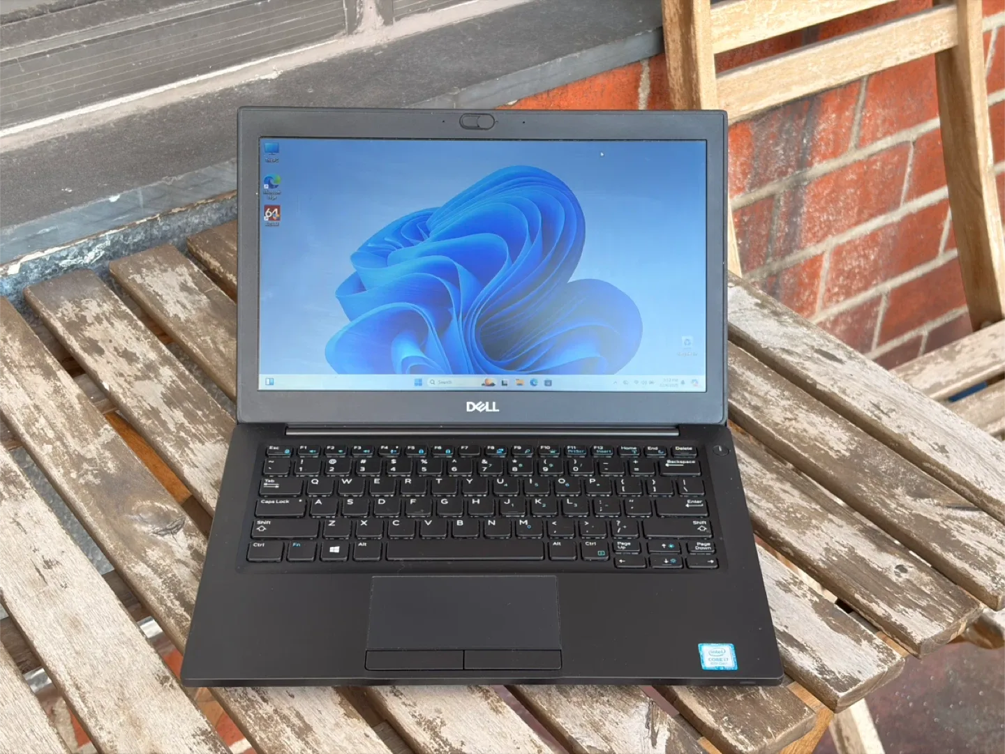 Dell Latitude 7290 Laptop / Core i7 / 16GB / 256GB SSD