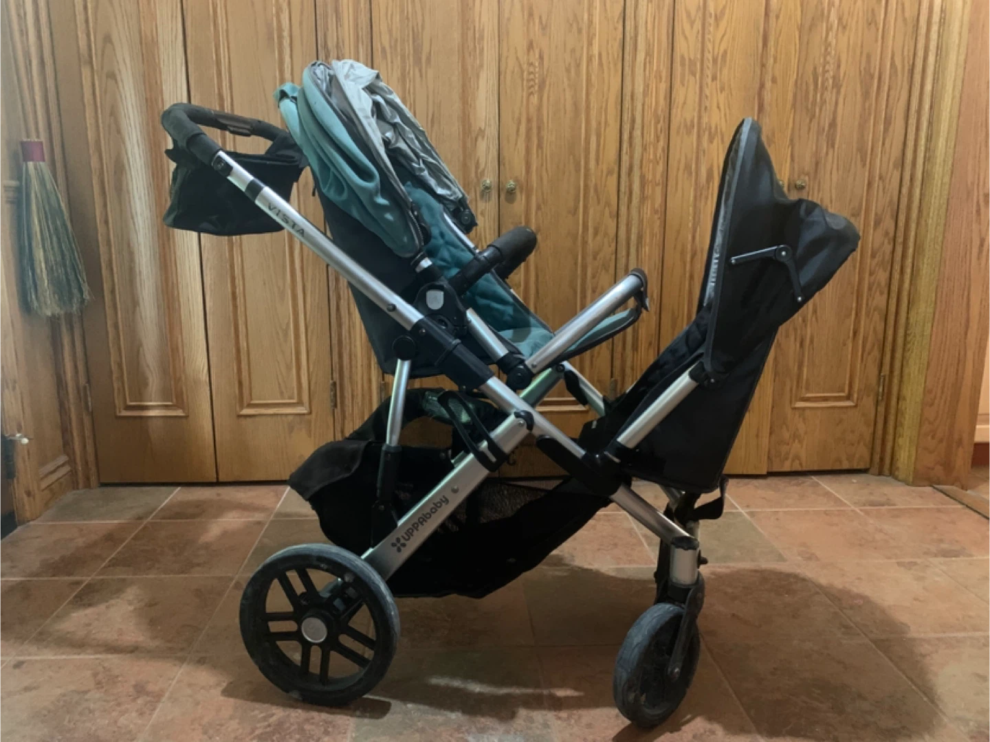 2013 Uppababy stroller with bassinet and rumble seat - photo 4