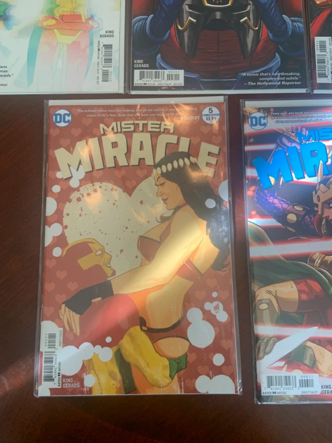 Mister Miracle Comic Book Issues 1-6 image indicator(5)