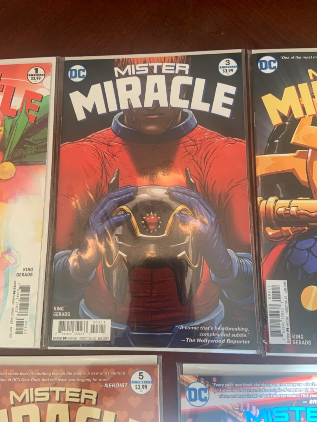 Mister Miracle Comic Book Issues 1-6 image indicator(3)