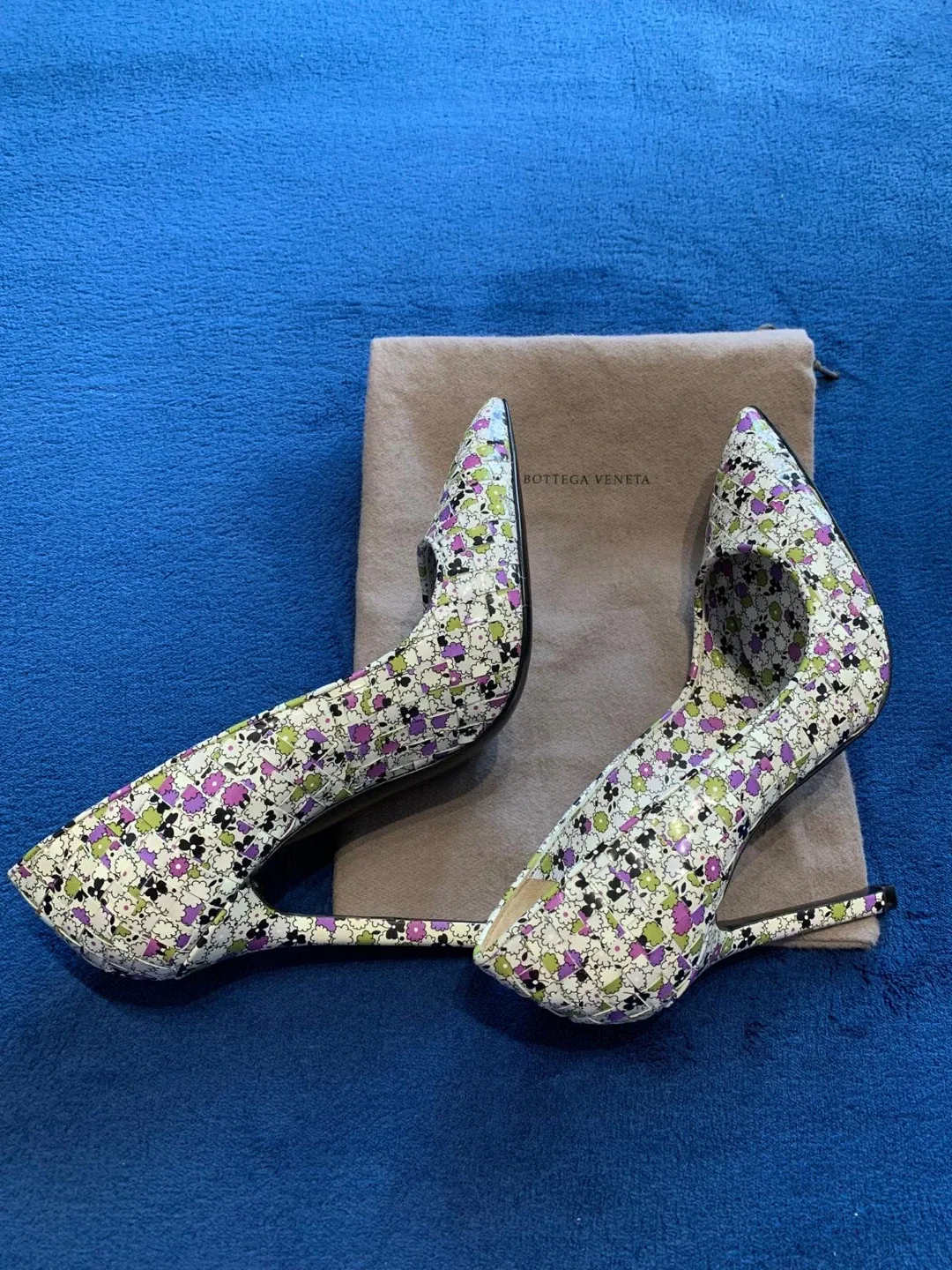 Bottega Veneta Floral Heels - Size 36.5 image indicator(8)