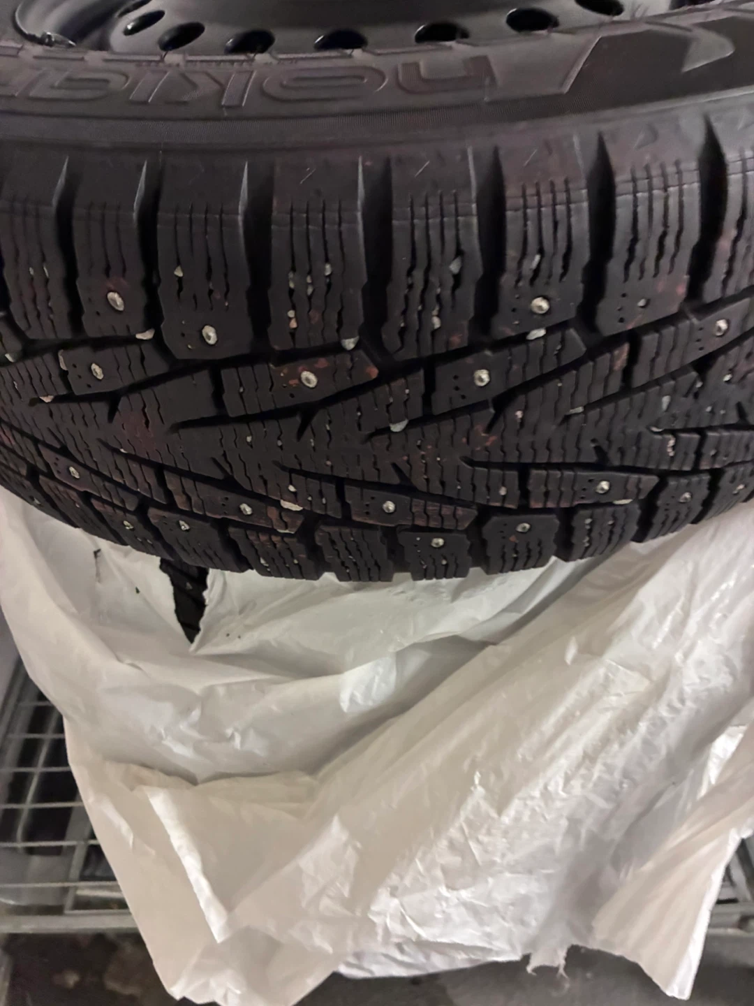 Set of 4 Studded Winter Tires and rims - photo 3