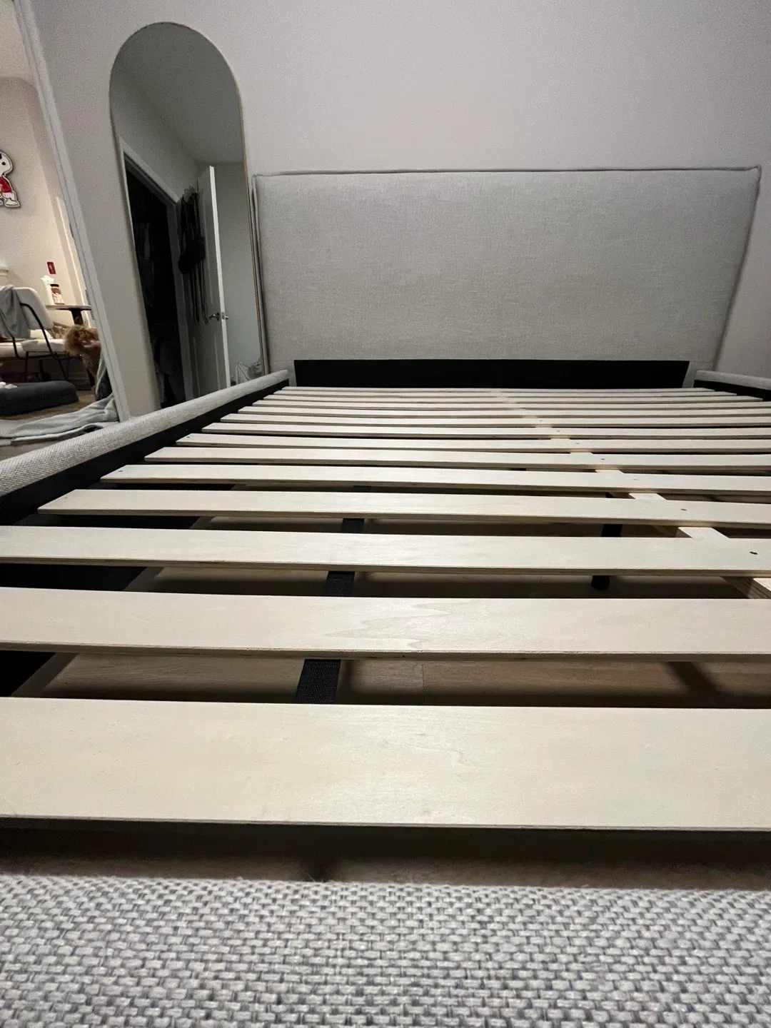 King Upholstered Bed Frame - Light Gray image indicator(8)