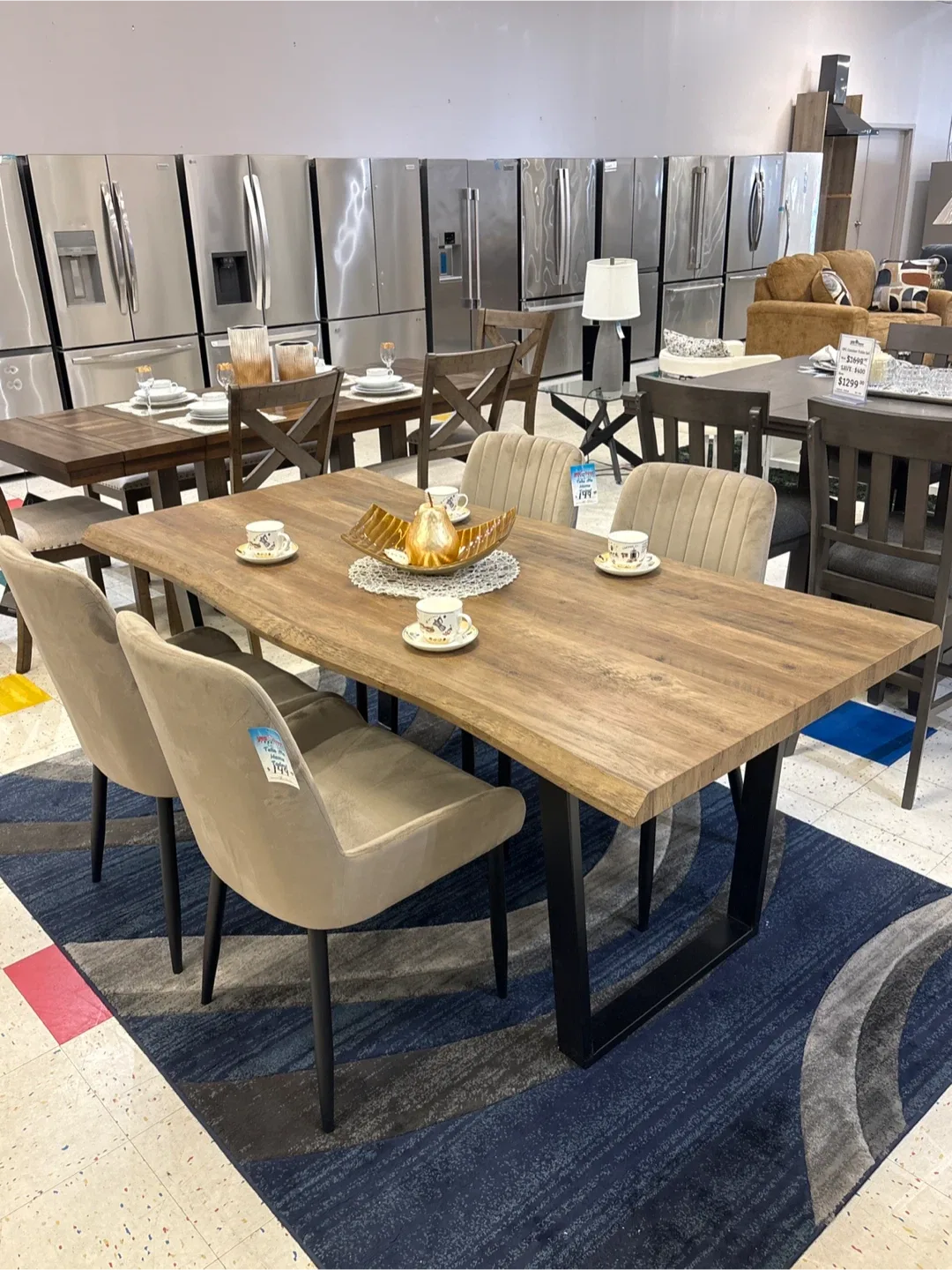 Dining Table with 6 Chairs image indicator(2)