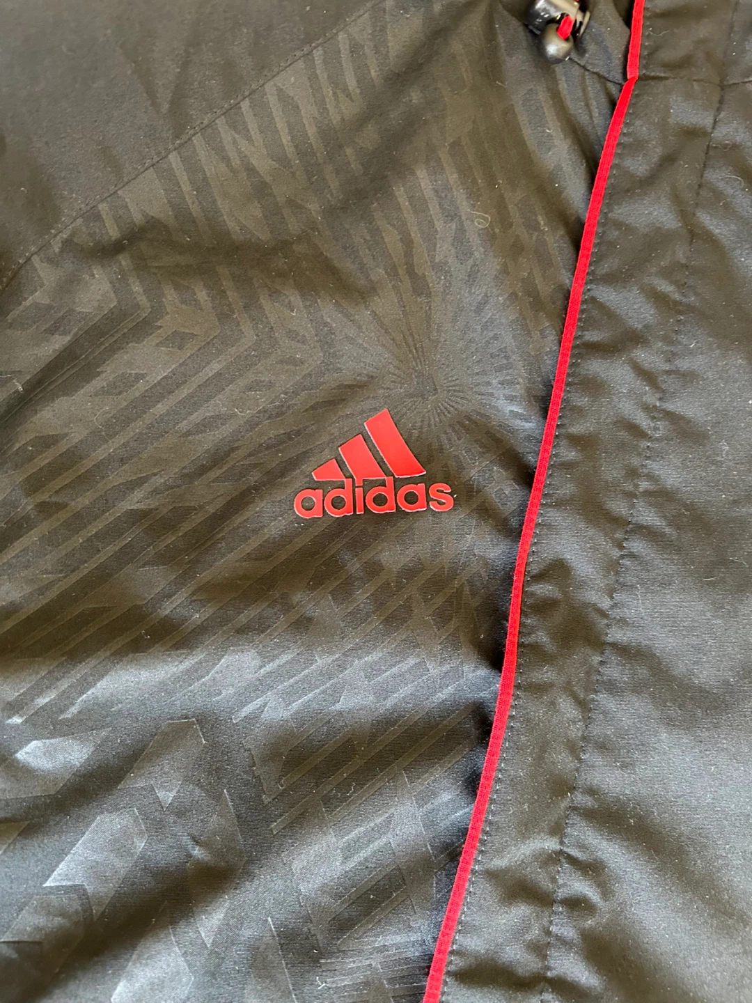 Adidas Black & Red Windbreaker Jacket - photo 3