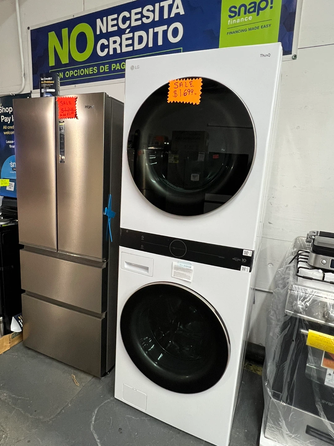 LG ThinQ Washer/Dryer Combo