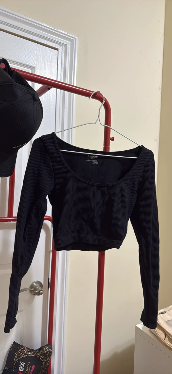 Garage Black Long Sleeve Top - Size Small