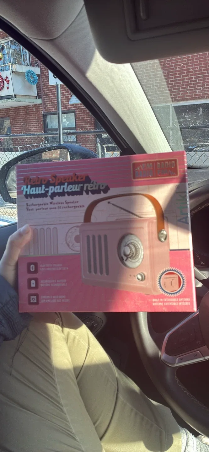 Retro Speaker - Rechargeable Wireless - Pink