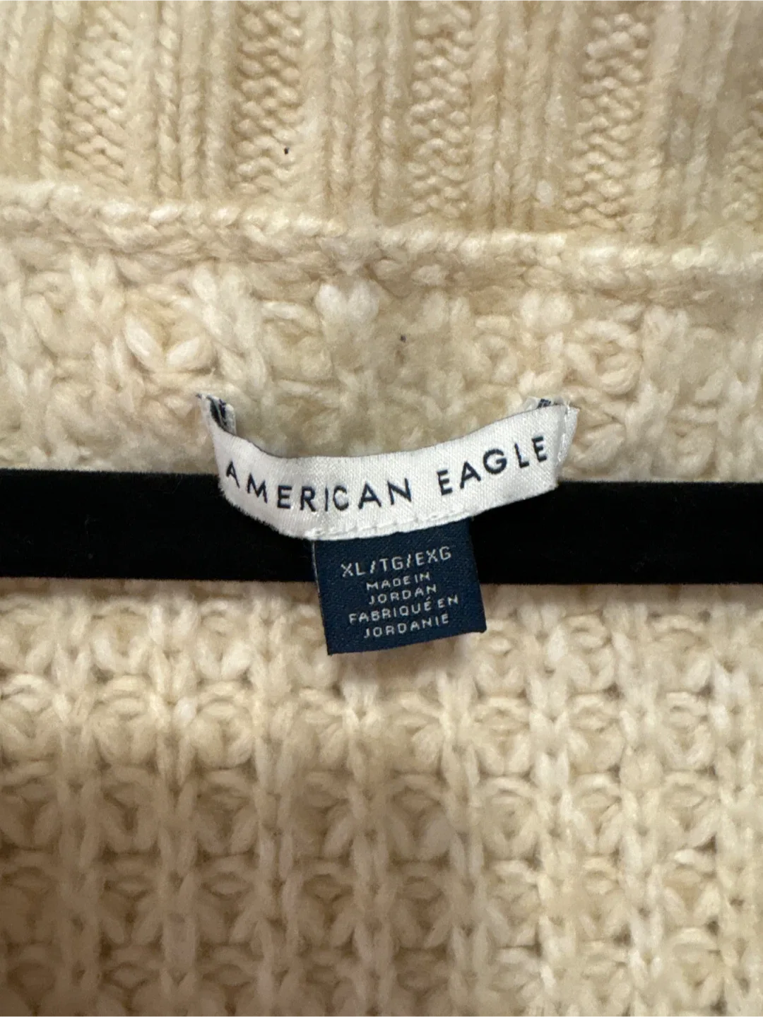 American Eagle Cream V-Neck Sweater XL image indicator(5)