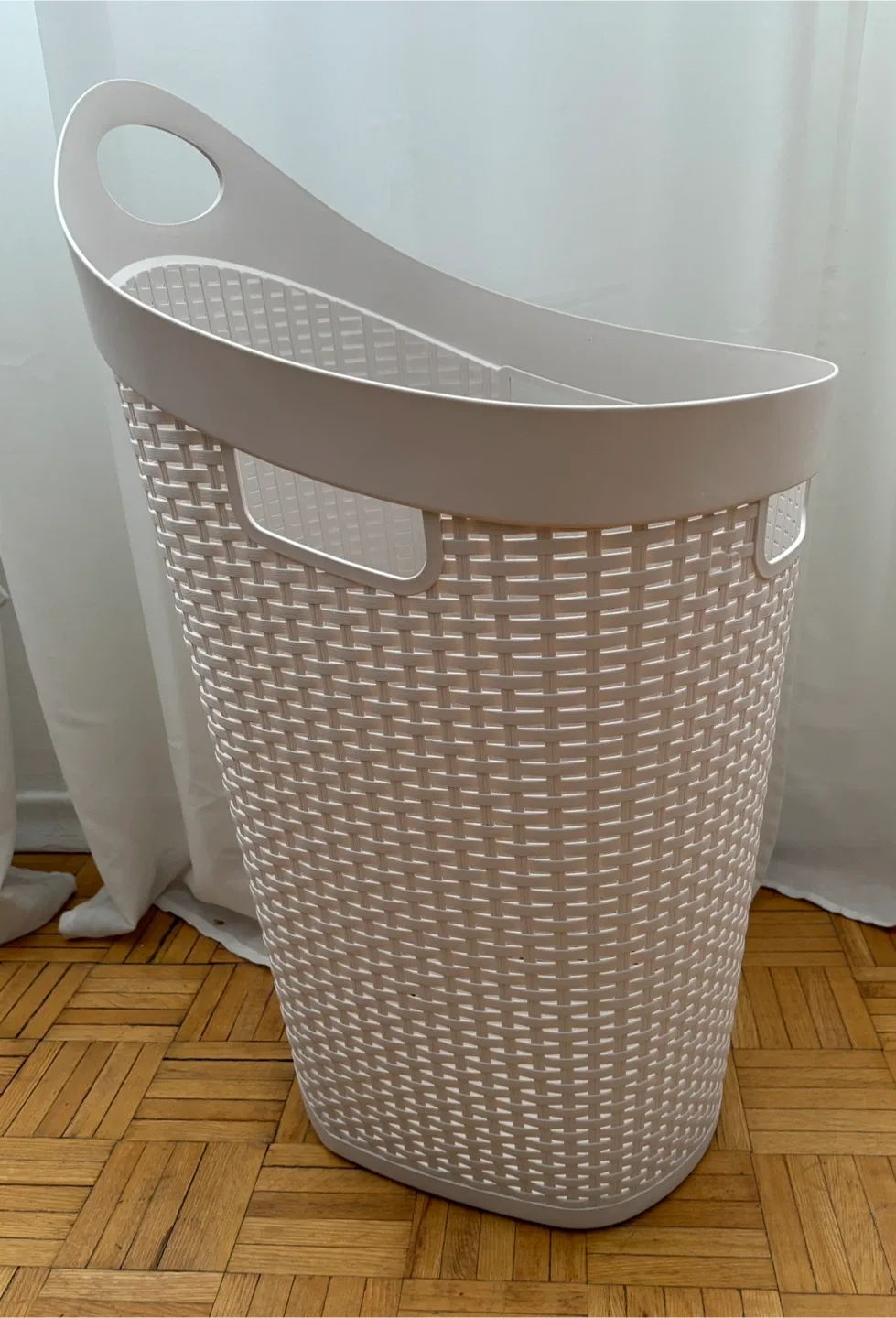 White Plastic Laundry Basket with Wheels