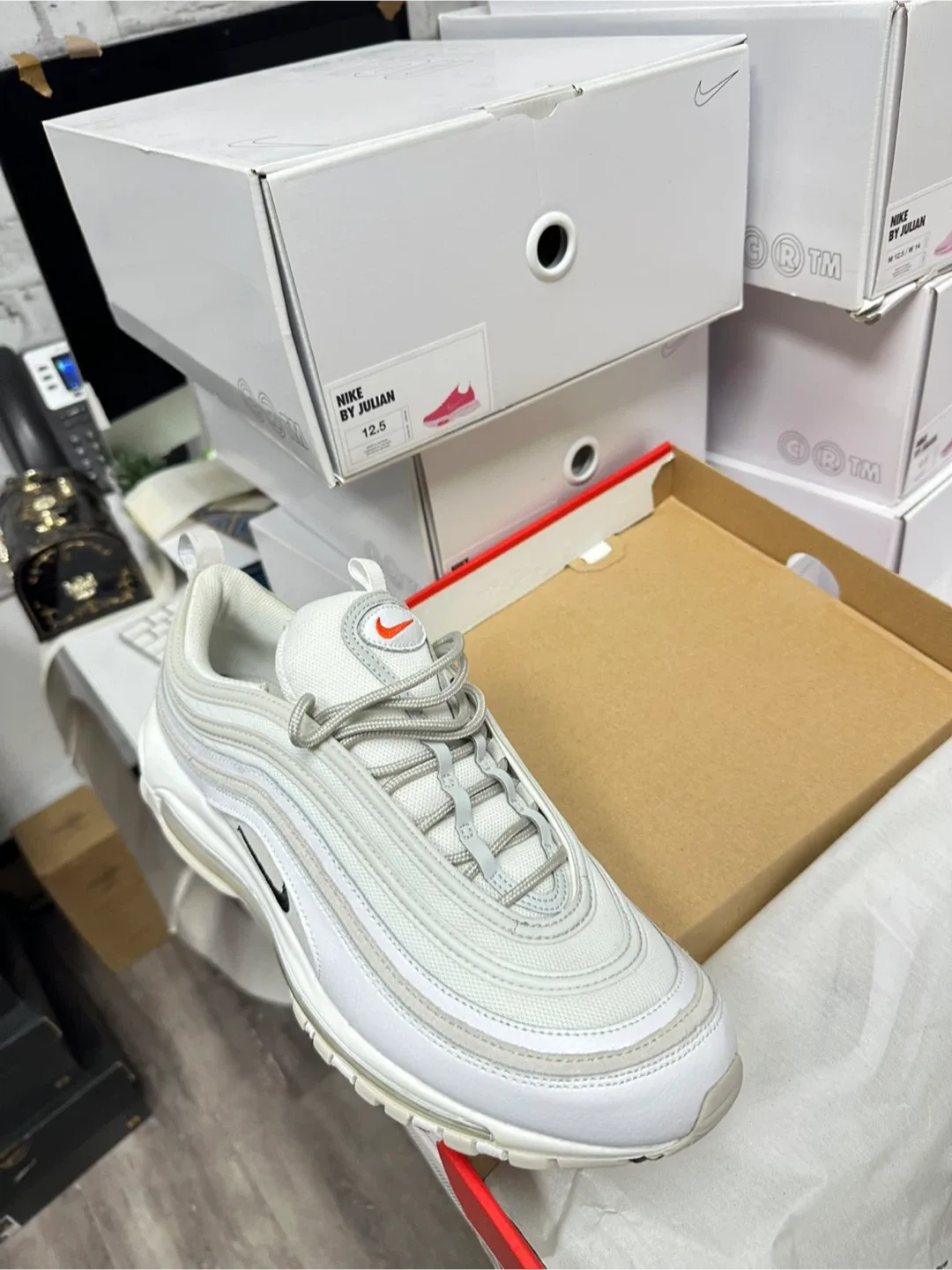 Nike Air Max 97 White Bone - Size 12.5 image indicator(3)