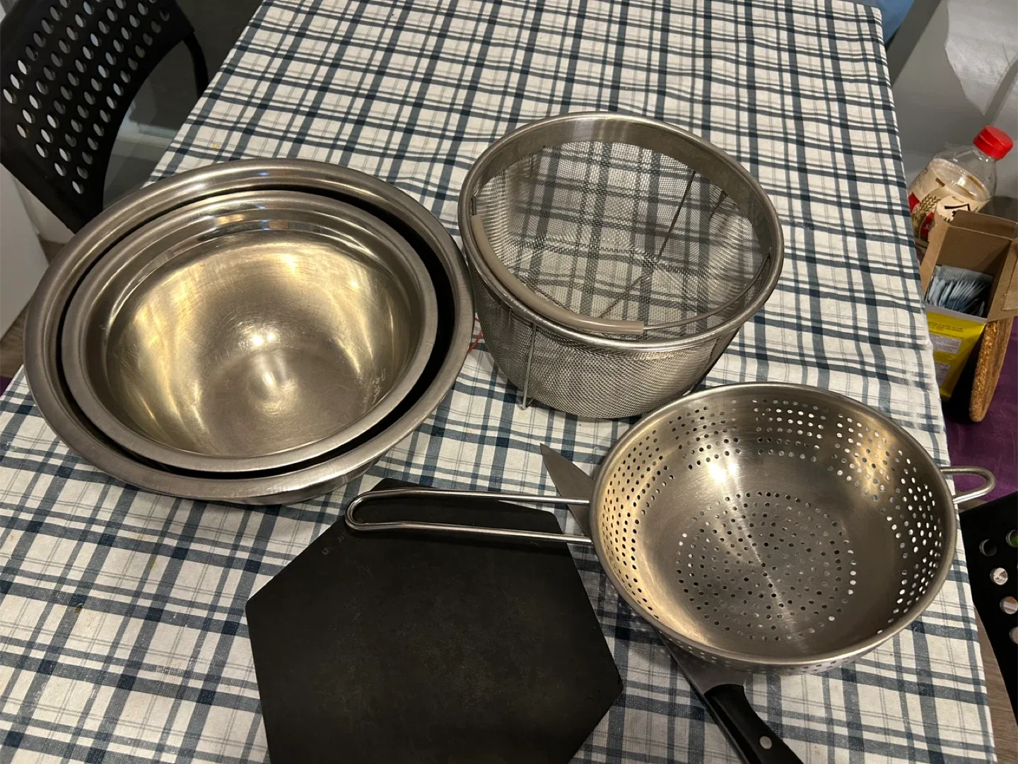 Mixing Bowls, Colander, Cutting Board, Knife