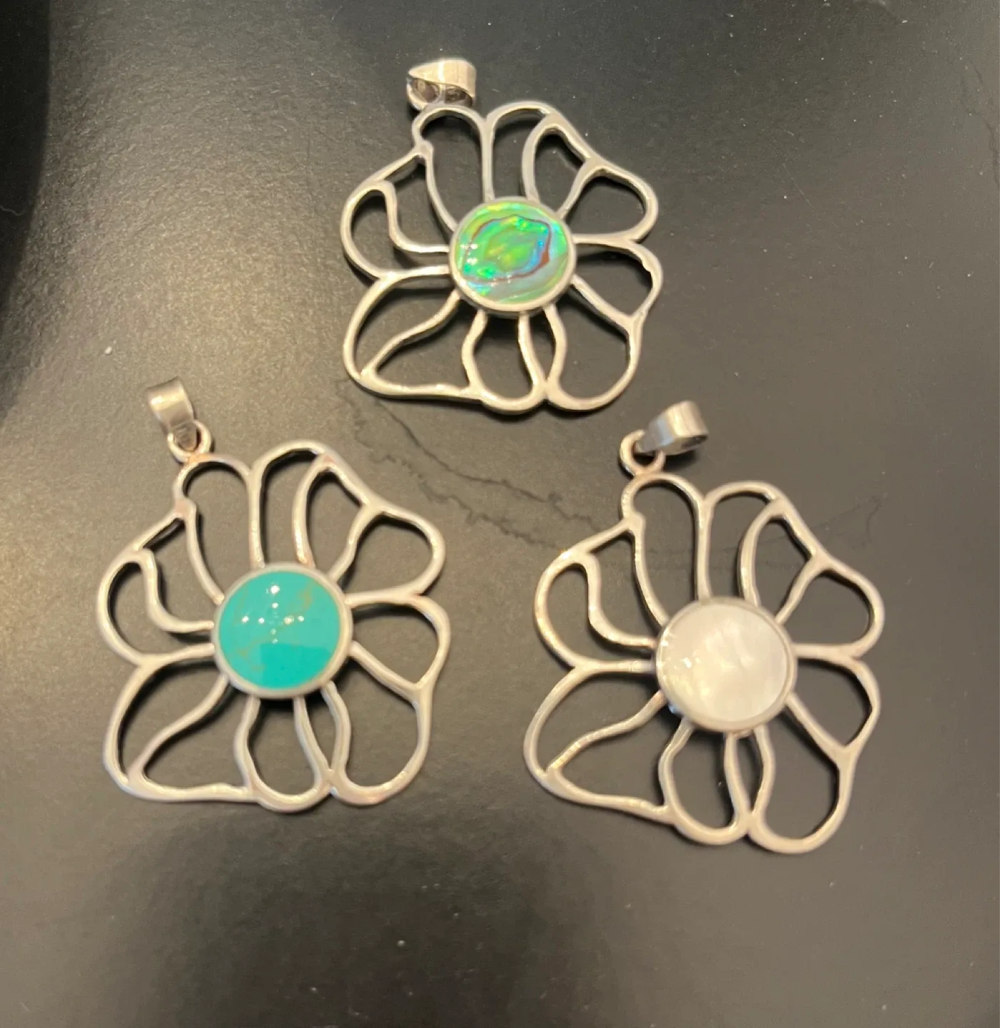 Flower pendants - silver stamped 925 (priced per item) image indicator(3)