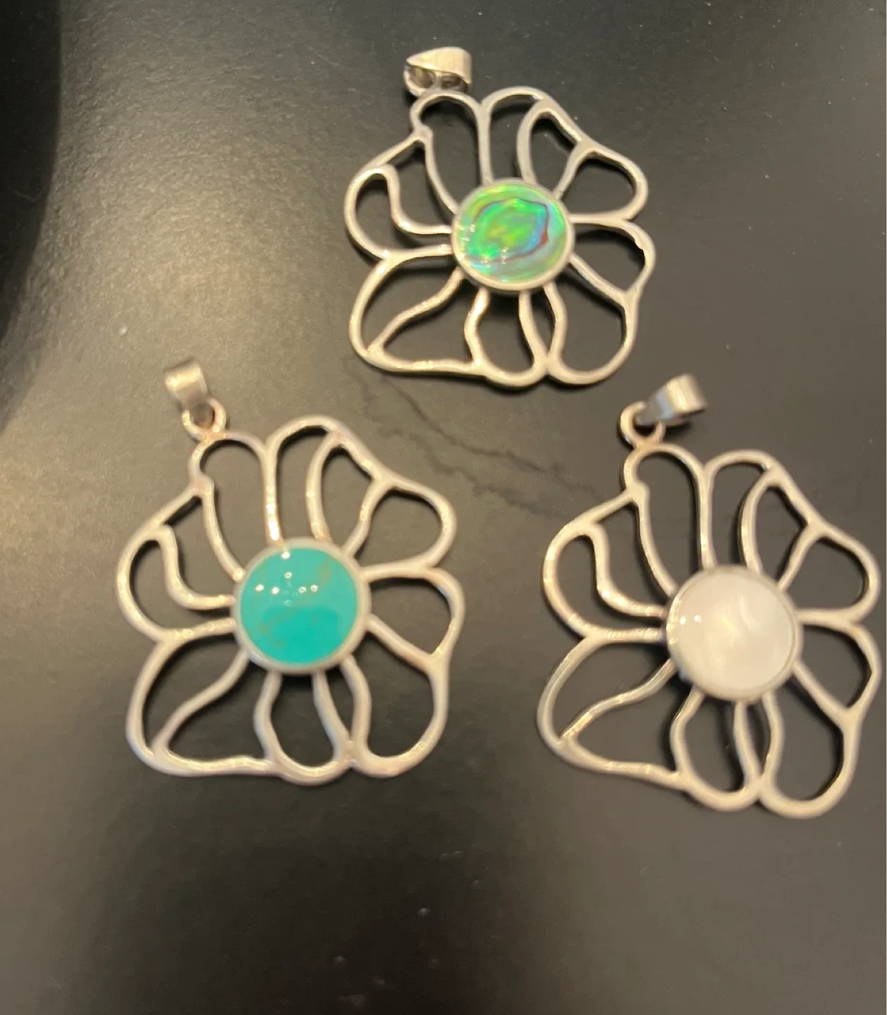 Flower pendants - silver stamped 925 (priced per item)