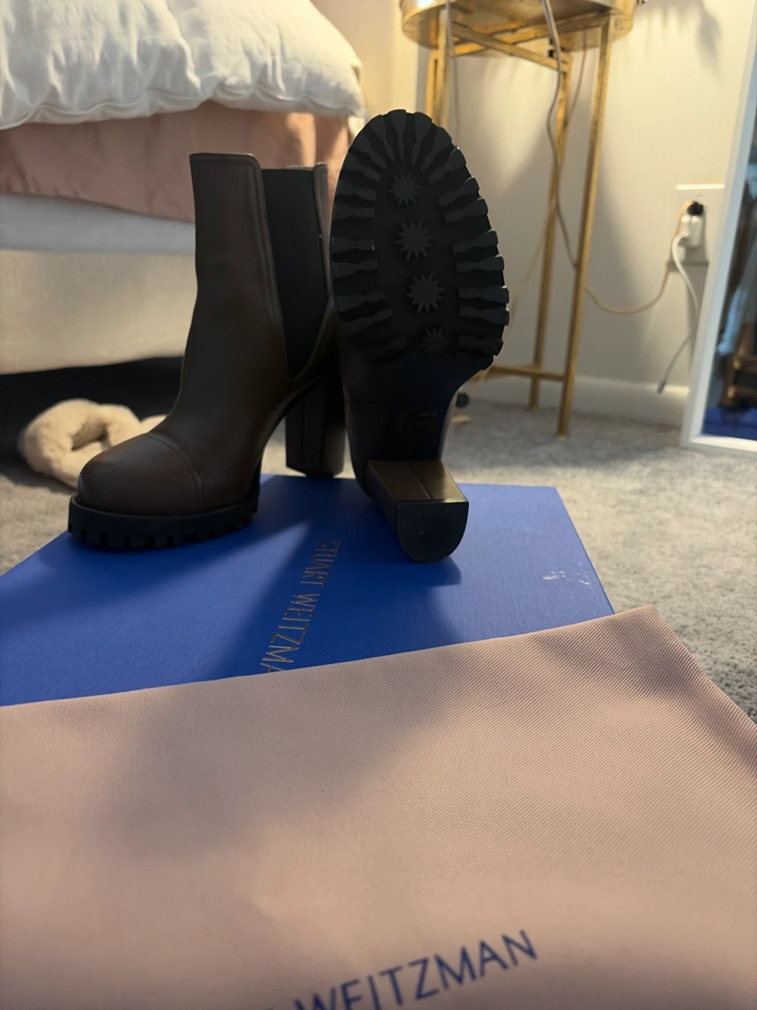 Stuart Weitzman Brown Leather Chelsea Boots - photo 3