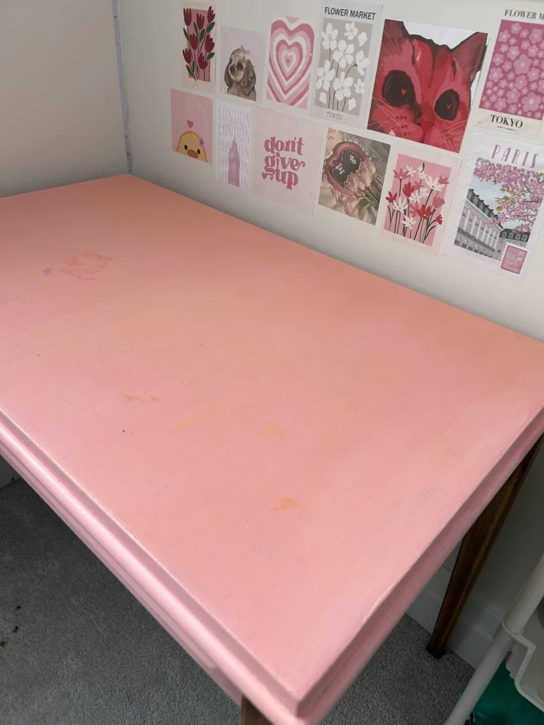 Pink Desk image indicator(3)