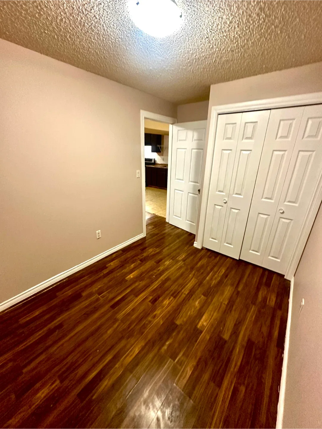 Renting Basement image indicator(4)