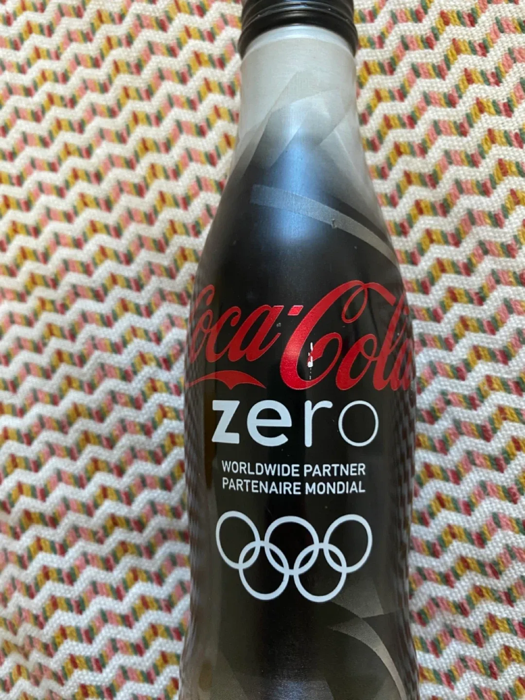 Vancouver 2010 Olympics Coca-Cola - Unopened image indicator(2)