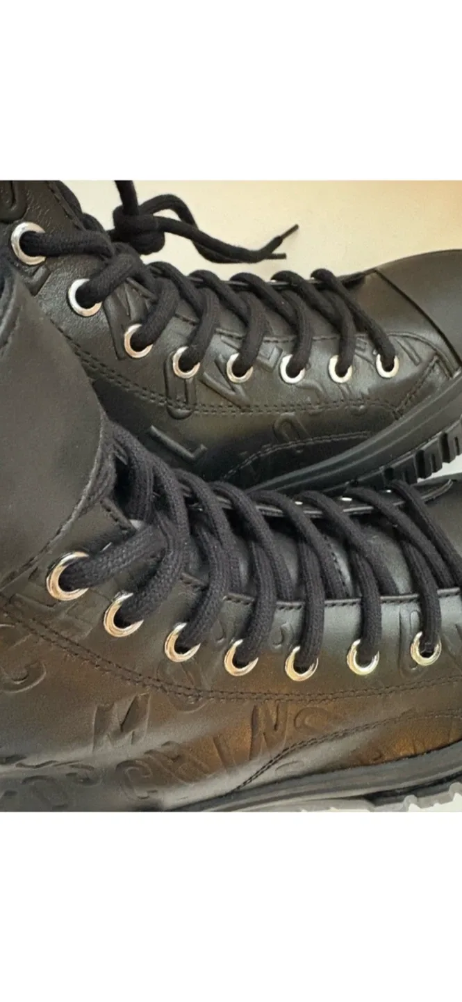 Love Moschino Black Leather Ankle Boots. Size 39 image indicator(6)