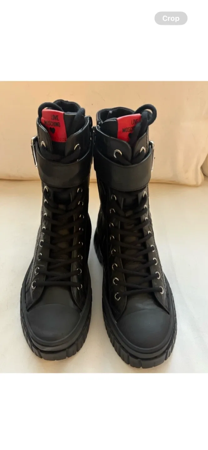 Love Moschino Black Leather Ankle Boots. Size 39 image indicator(2)