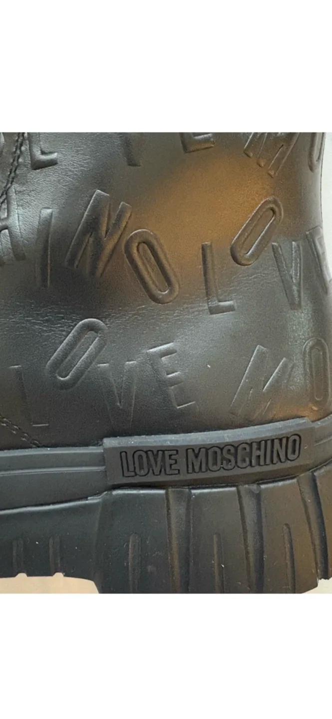 Love Moschino Black Leather Ankle Boots. Size 39 image indicator(5)