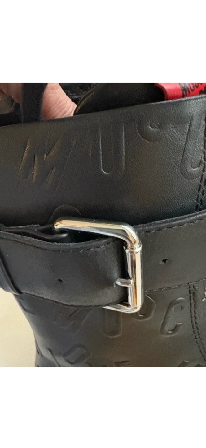 Love Moschino Black Leather Ankle Boots. Size 39 image indicator(7)