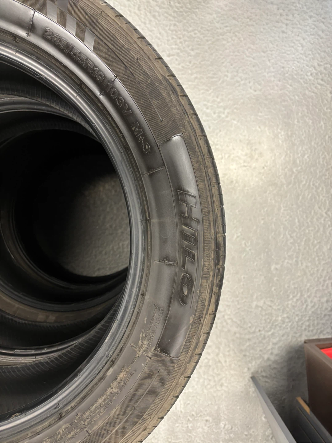 Hilo 245/55R19 103V M+S Tires - photo 4
