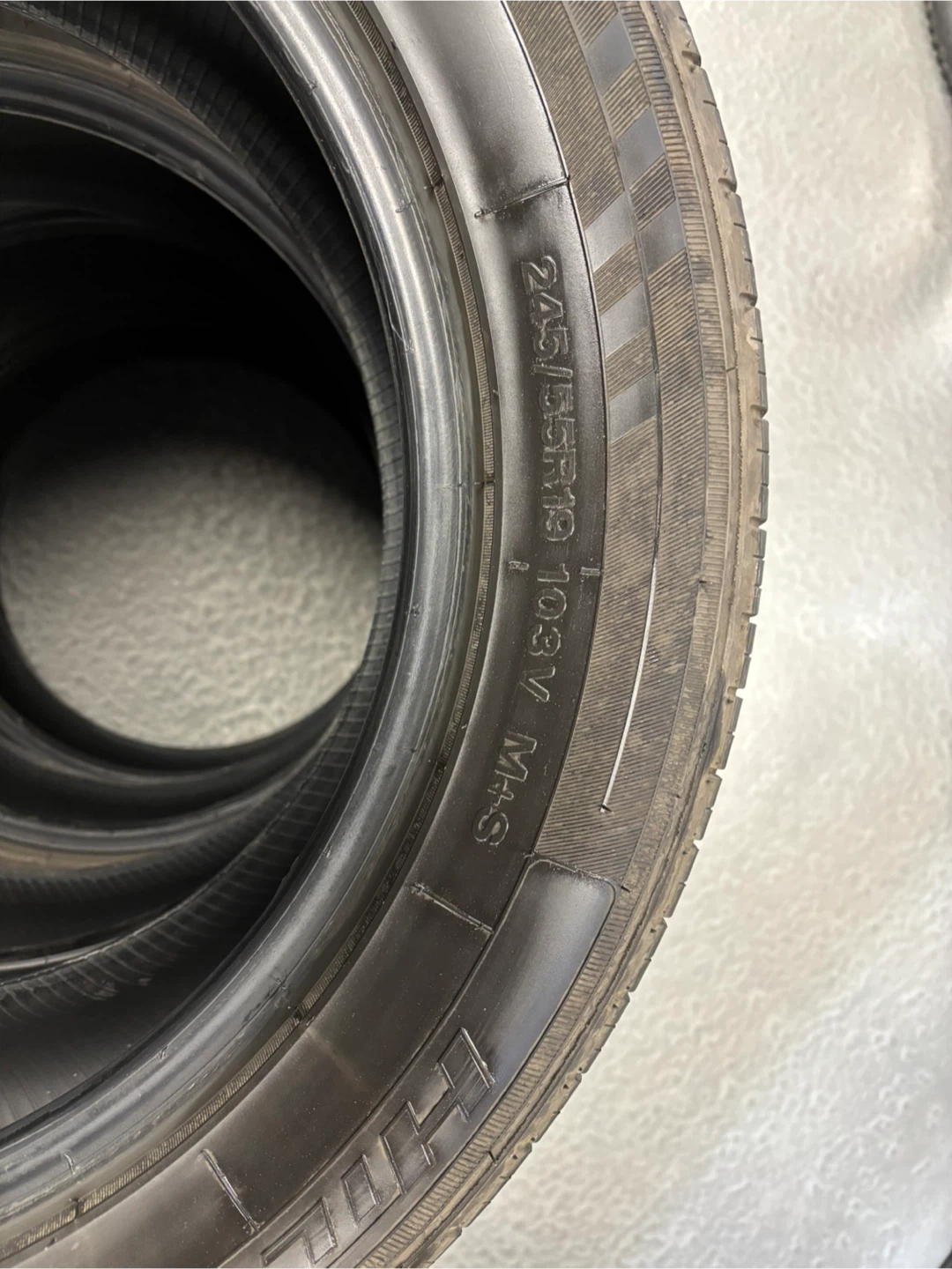Hilo 245/55R19 103V M+S Tires - photo 3