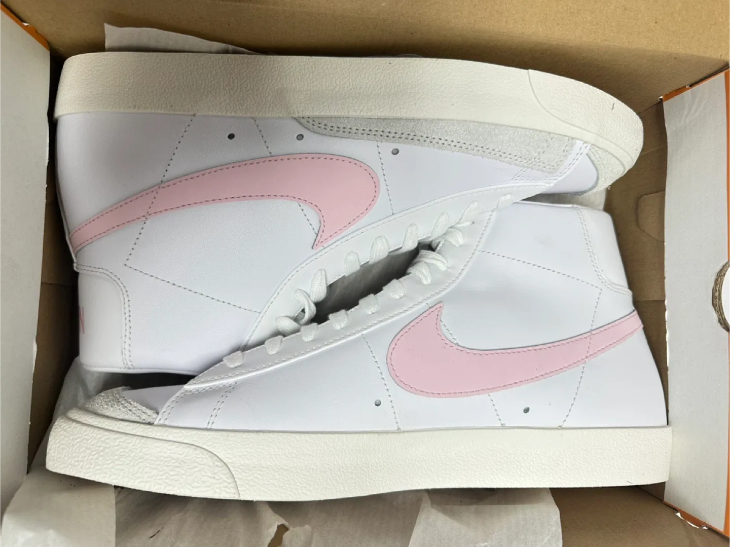 Nike Blazer Mid '77 VNTG White/Pink Foam - Size 12.5 image indicator(3)
