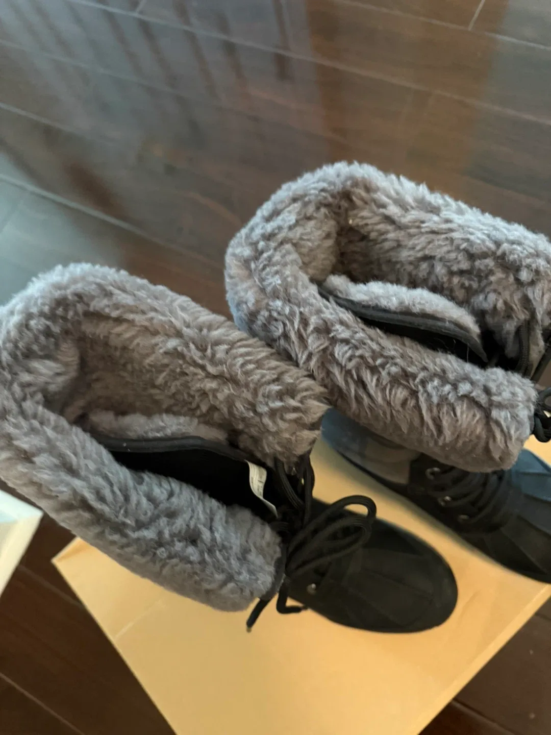 UGG Waterproof Boots - Size 9.5 image indicator(2)